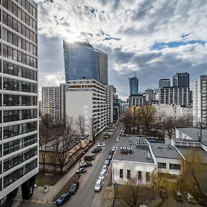 https://warsaw-apartments-pereca-street.warsawhotelspoland.com